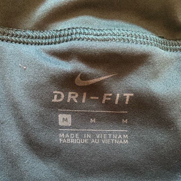 Nike Shorts - Picture 3 of 5